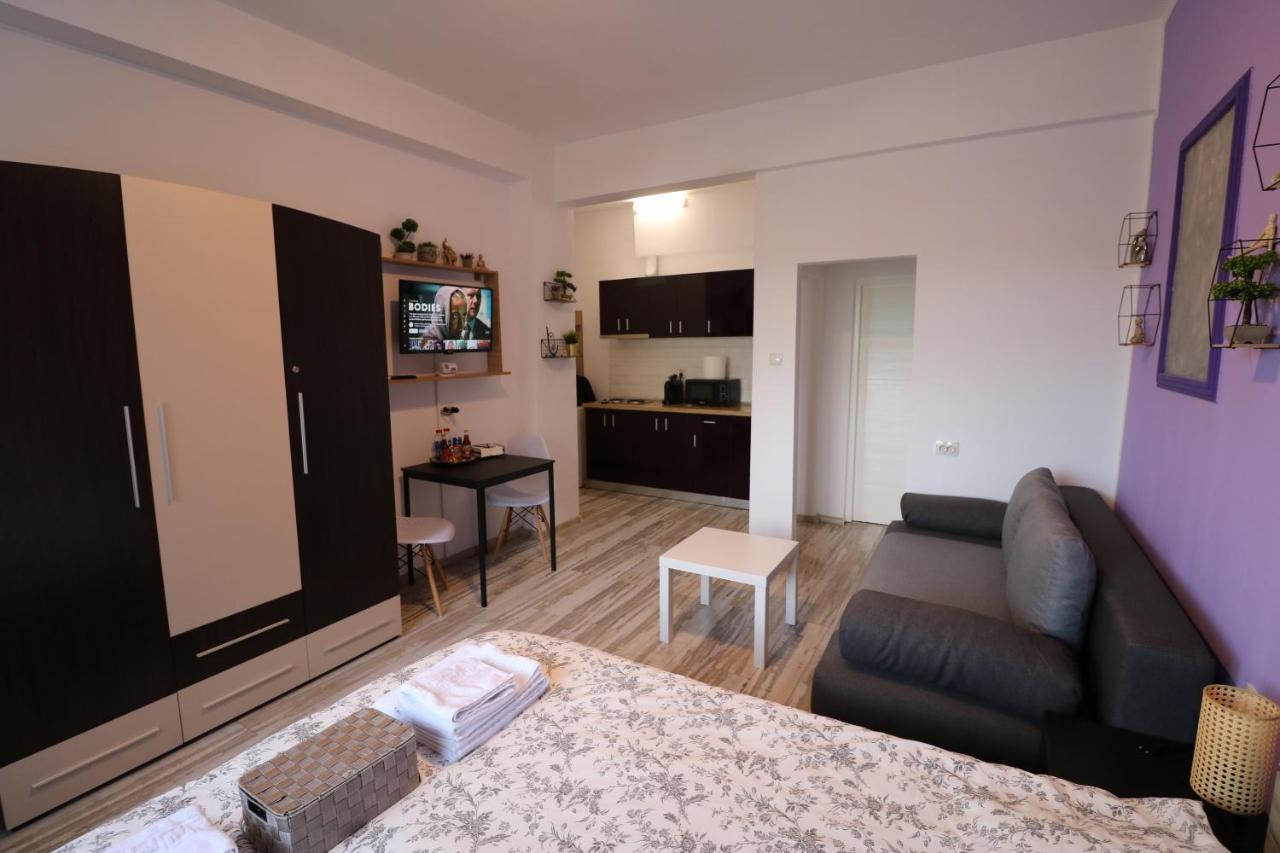 부쿠레슈티 Charming Cozy Studio - Old Town - Free Minibar 아파트 외부 사진