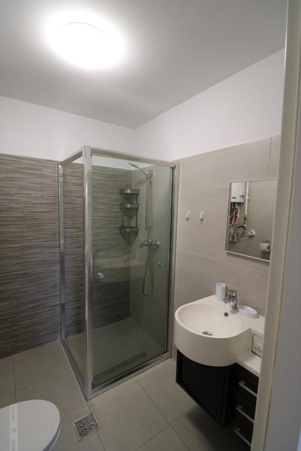 부쿠레슈티 Charming Cozy Studio - Old Town - Free Minibar 아파트 외부 사진