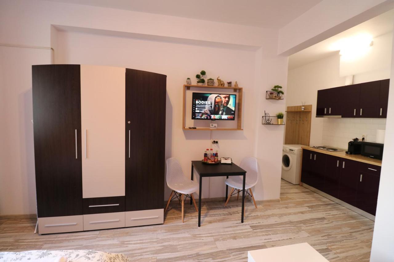 부쿠레슈티 Charming Cozy Studio - Old Town - Free Minibar 아파트 외부 사진